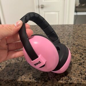 BANZ Baby Earmuffs in Petal Pink